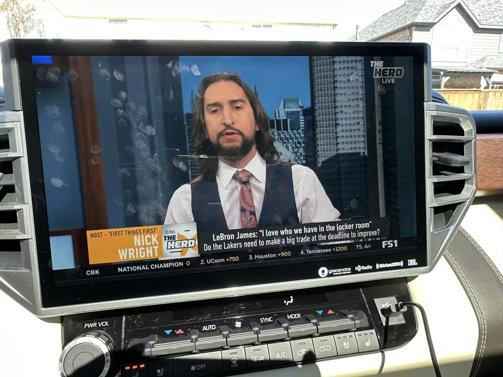 Image #1 from Jean-Luc Pagni